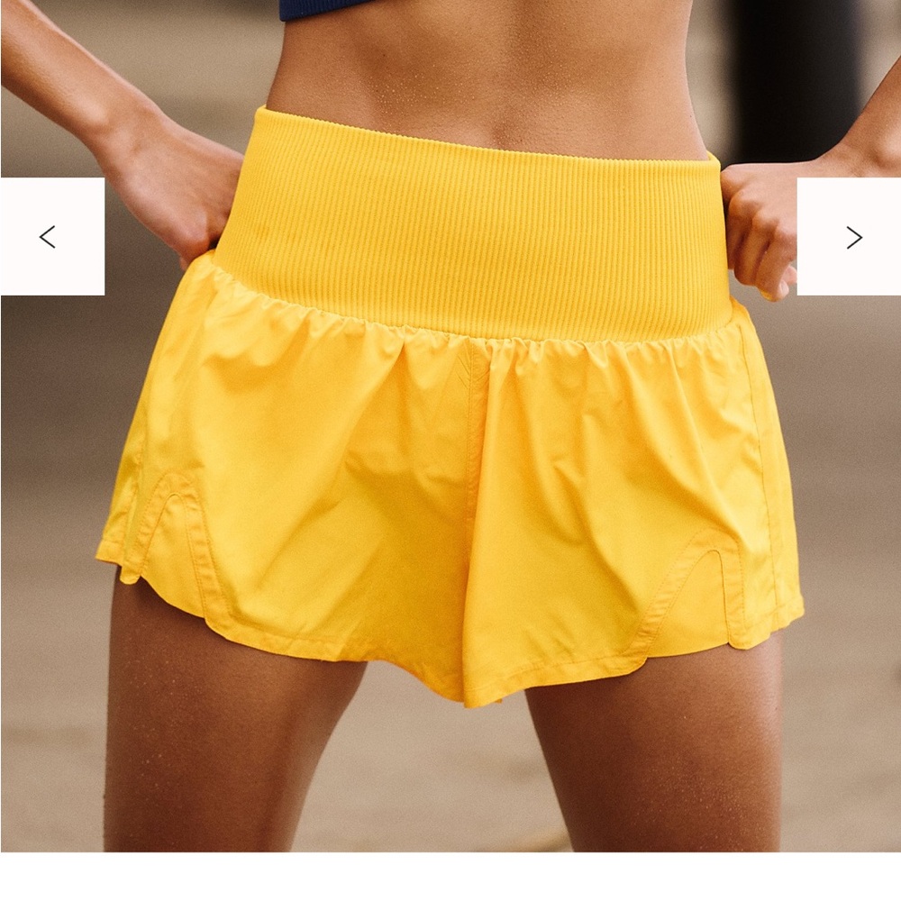 Free people movement Carpe Diem shorts ( solar power) - Picture 4 of 7
